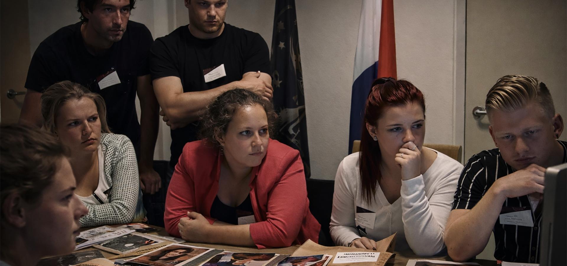 Groep die samen onderzoek doet